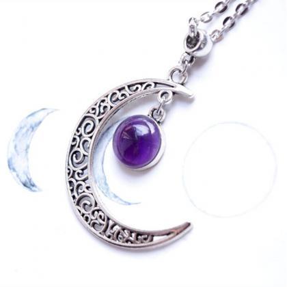 Witch Goth Crescent Moon Necklace Dark Style..