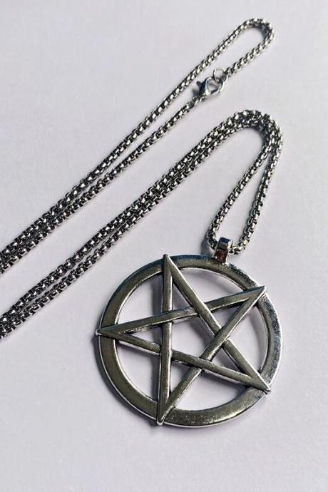 Gothic Inverted Pentagram Pendant Men&amp;#039;s Stainless Steel Chain Necklace Satan Symbol Witchcraft Pagan Amulet Jewelry